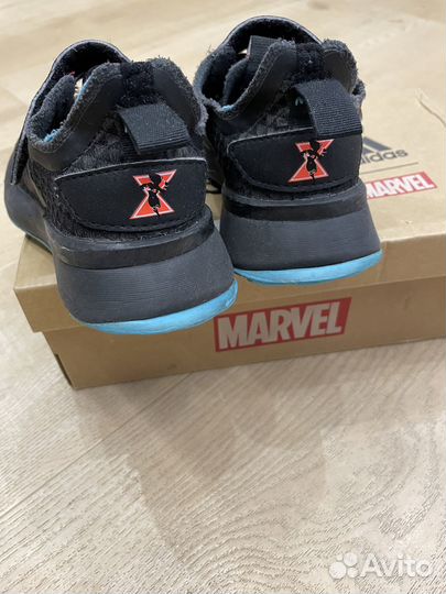 Кроссовки adidas marvel оригинал