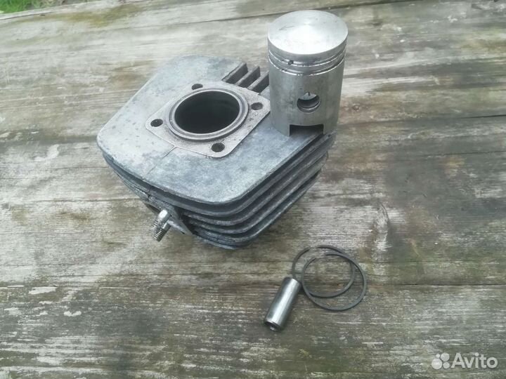 Поршневая мопед v-50