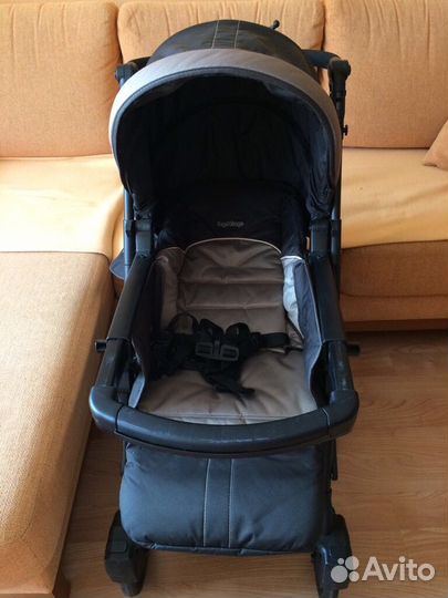 Кoляcкa-тpaнcфopмep лёгкая с перекидной ручкой Peg