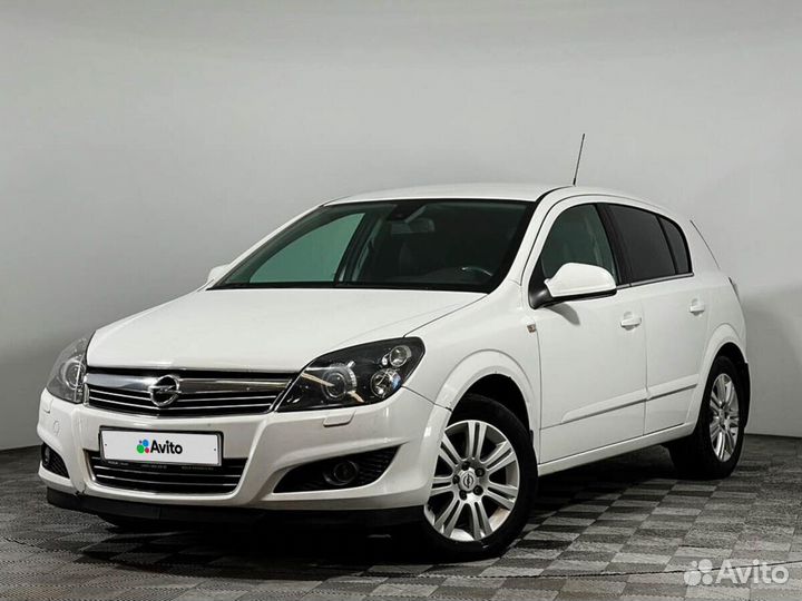 Opel Astra 1.8 AT, 2010, 180 005 км