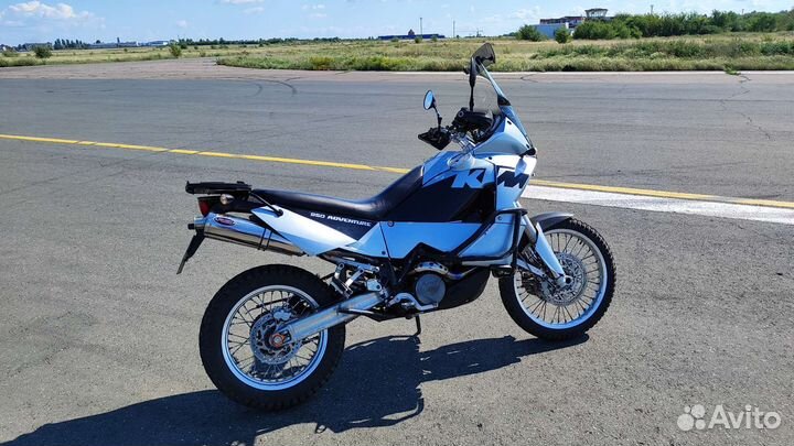KTM 950 Adventure