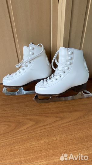 Фигурные коньки Wifa 27