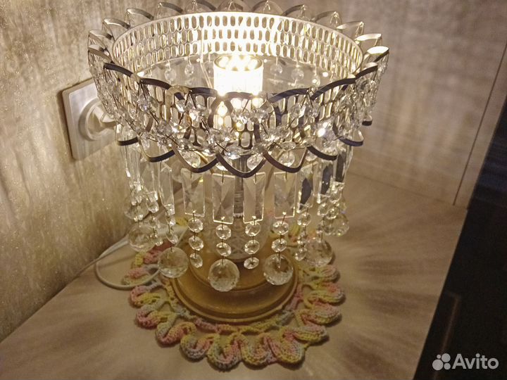 Хрустальная настольная лампа