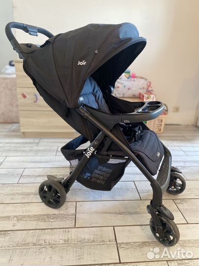 Прогулочная коляска Joie Muze LX