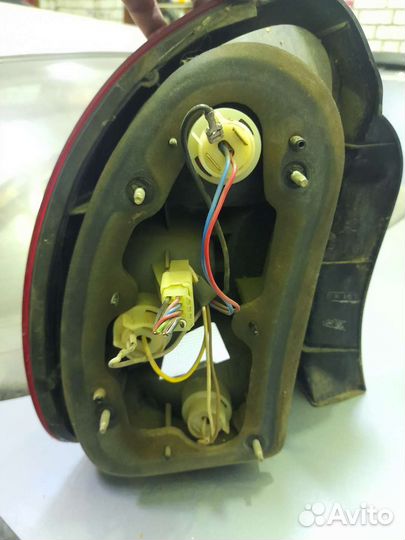 Задний левый фонарь chevrolet lanos