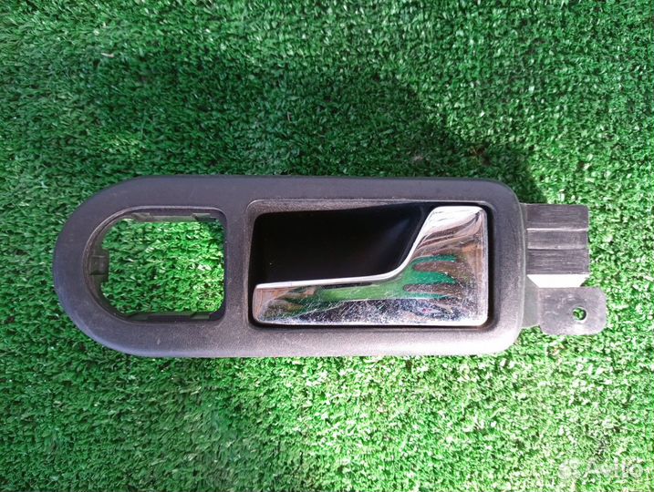 Ручка двери внутренняя задняя правая R