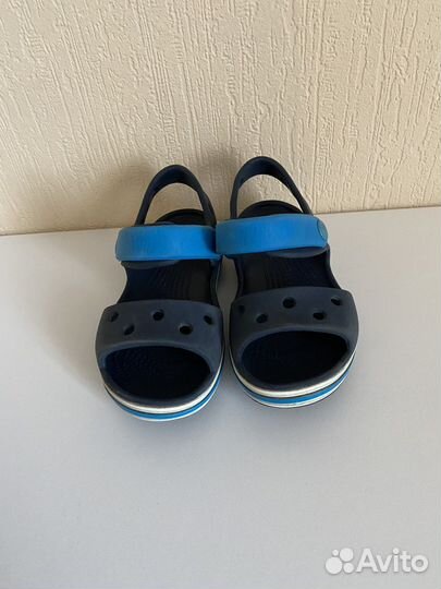 Сандали crocs