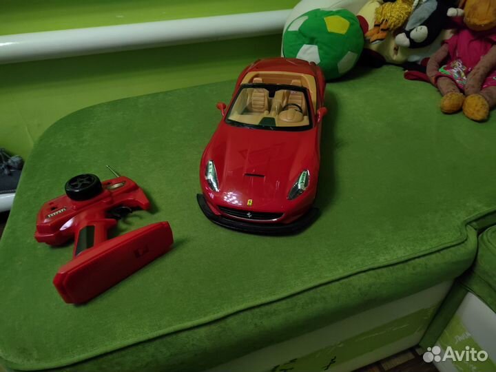 Радиоуправляемая модель машины