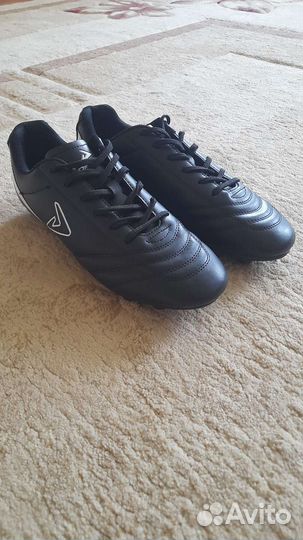 Футбольные бутсы 42 размер