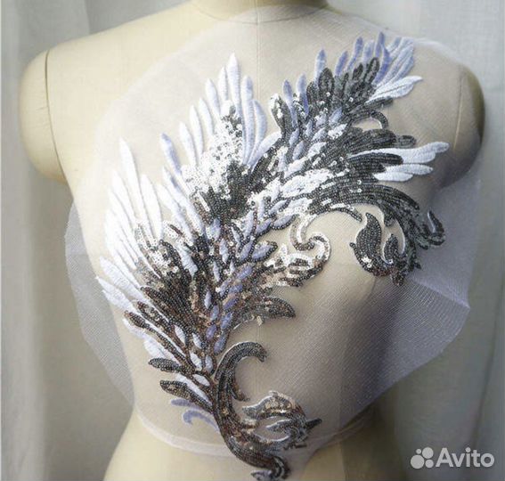 Нашивка на одежду пайетки вышивка гладью