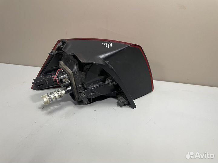 Фонарь задний правый Фольксваген Гольф 7