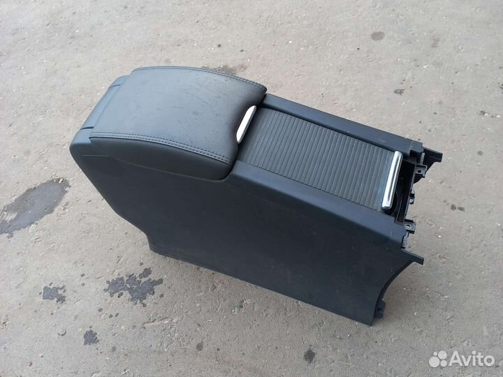 Подлакотник для Volvo XC60 рестайлинг