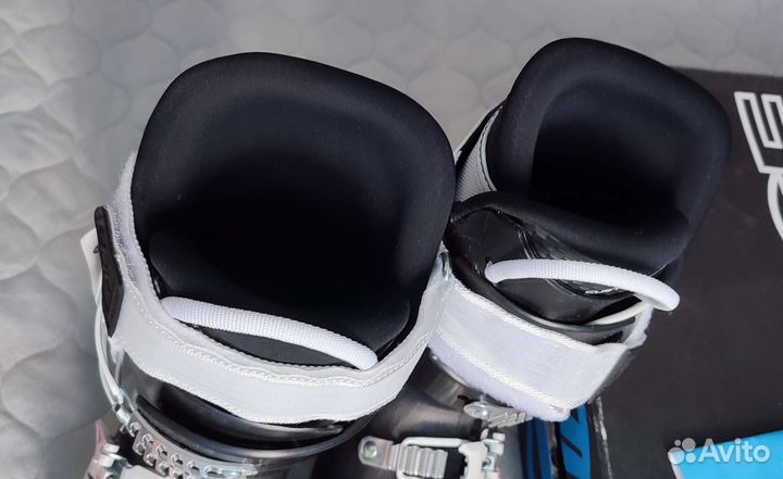 Горнолыжные ботинки Lange xt80 (размер 25)