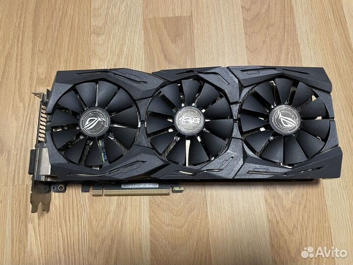 Asus GeForce GTX 1070 strix OC 8GB