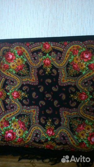 Шаль 120 см Платок Павловопосадский Кисть-Шерсть