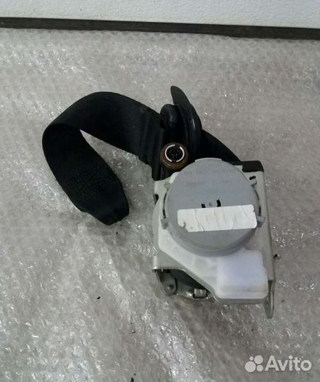 Ремень безопасности Volkswagen