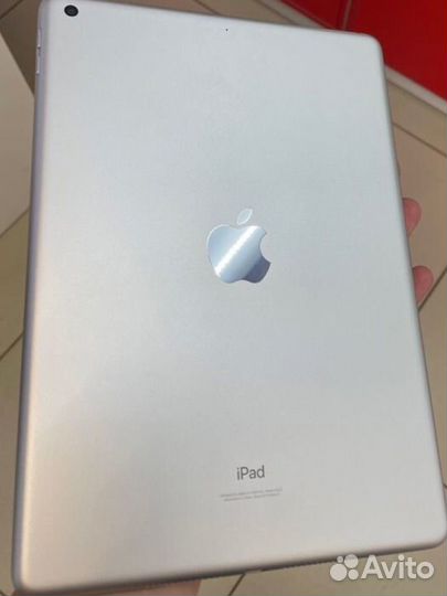 Планшет Apple iPad 2021 64Gb Wi-Fi A2602 10.2