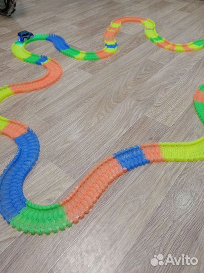 Гибкая гоночная трасса