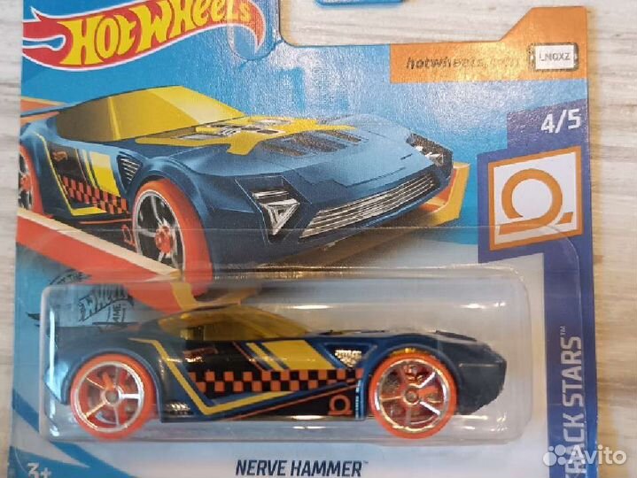 Коллекционные машинки HotWheels