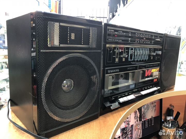 М.26500 Магнитофон sanyo c35