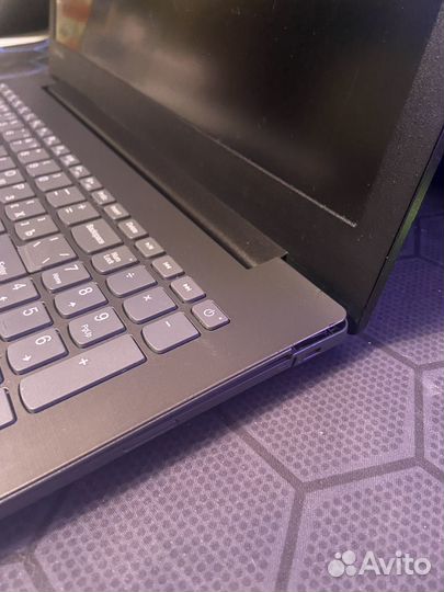 Lenovo ideapad 330-15ast