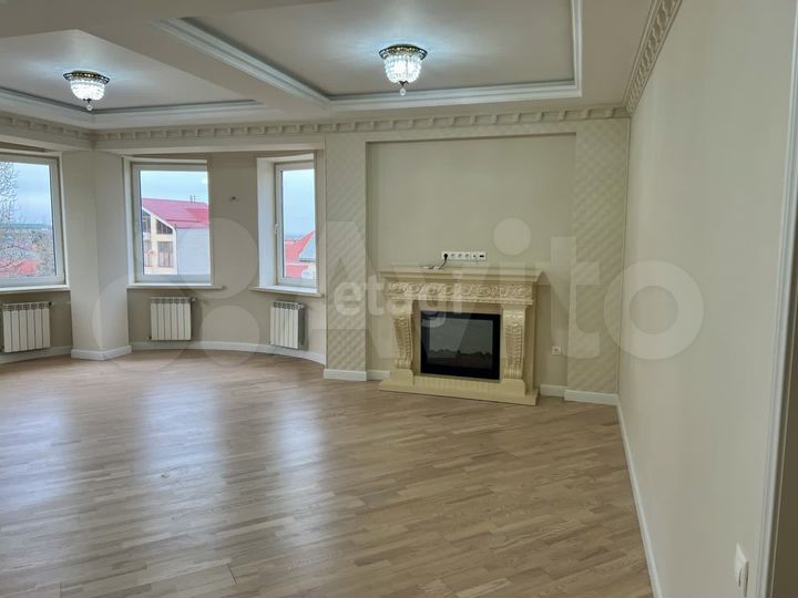5-к. квартира, 240 м², 4/6 эт.