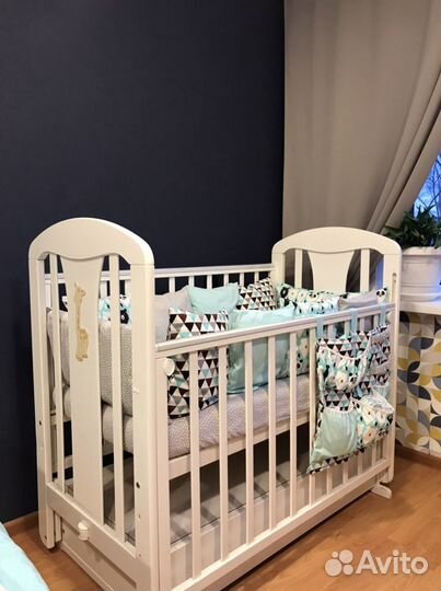 Постельный комплект в детскую кроватку