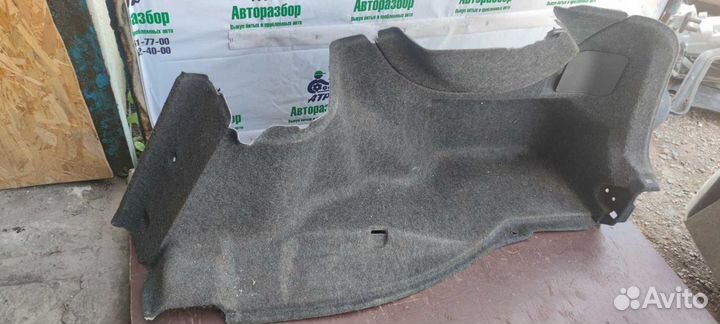 Обшивка багажника правая Honda Accord 8