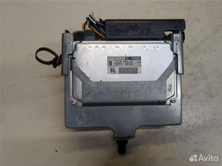 Блок управления двигателем Toyota Corolla E12, 200