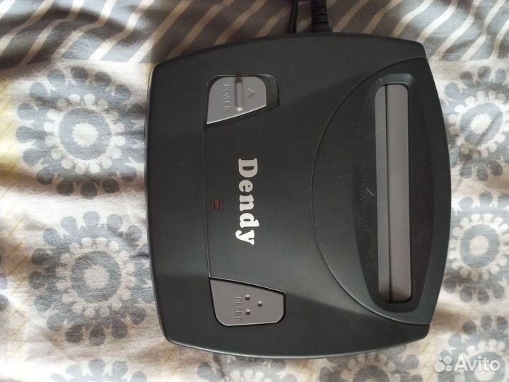 Игровая приставка dendy 8-bit