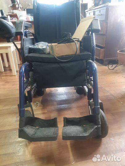 Инвалидная коляска с электроприводом бу