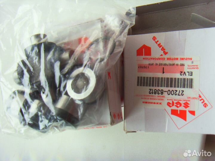 Крестовина вала Сузуки Suzuki 27200-83812