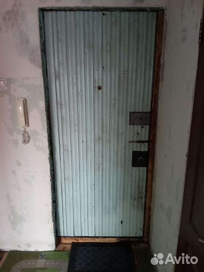 Дверь входная металлическая