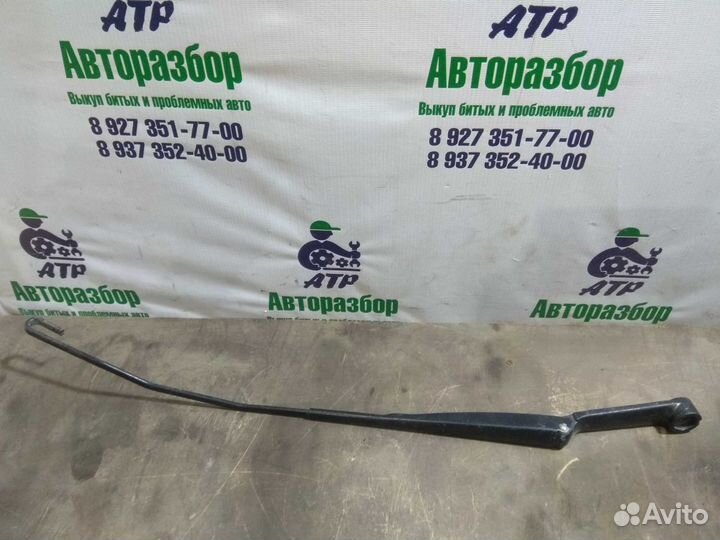 Поводок дворников правый передний (LADA) Granta