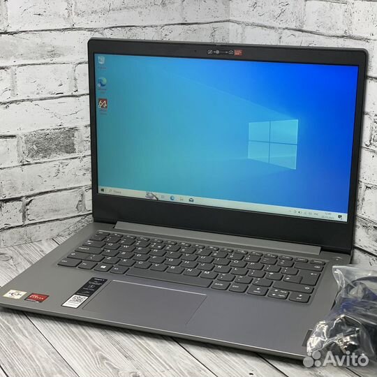 Отличный ноутбук Lenovo 14 Ideapad 3