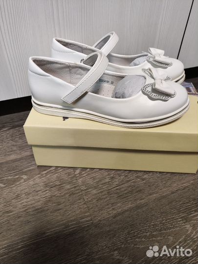 Туфли для девочки 33 размер белые