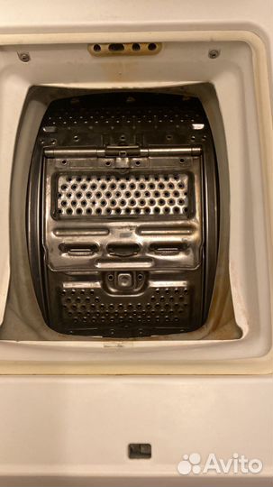 Стиральная машина с вертикальной загрузкой Zanussi