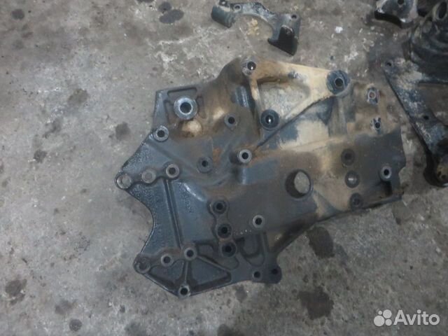 Кронштейн крепления передней рессоры левый MAN 814