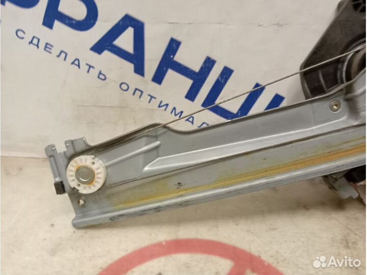 Стеклоподъемник citroen C4(B7)