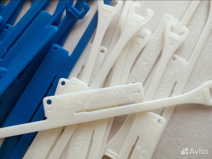 Бобины (косточки) пластиковые для мулине (34 шт.)