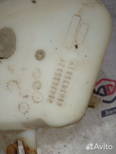 Бачок омывателя лобового стекла Fiat Albea 350A