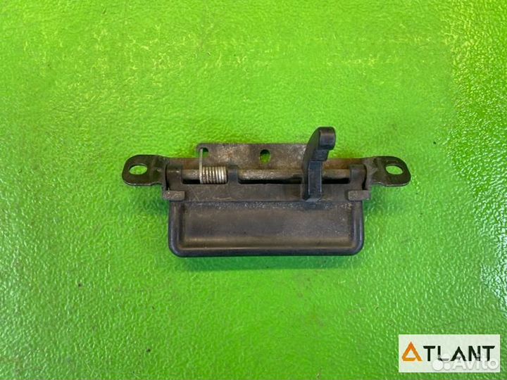 Ручка задней двери nissan caravan