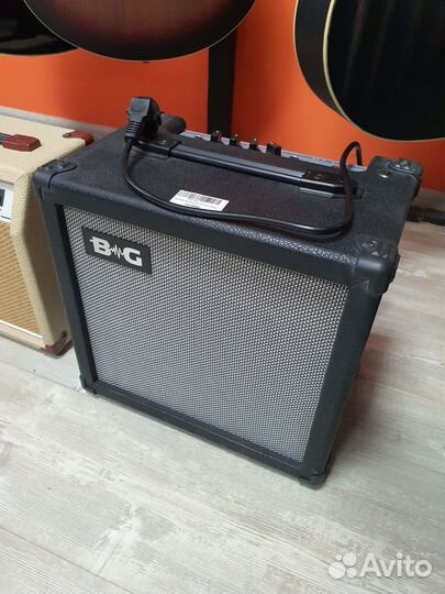 Комбоусилитель 30 ватт