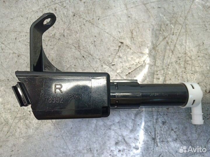 Форсунка омывателя фары правая Toyota Camry V40