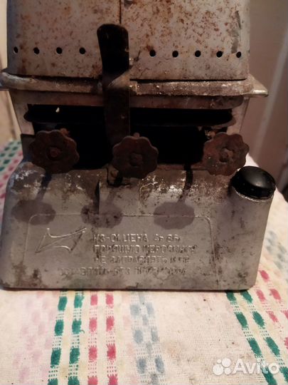 Керосинка трехфитильная,можно готовить