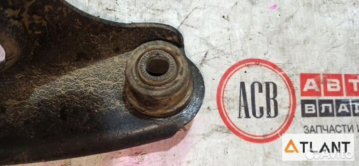 Рычаг задний левый toyota mark II