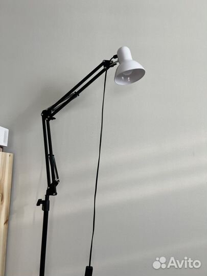 Лампа напольная торшер