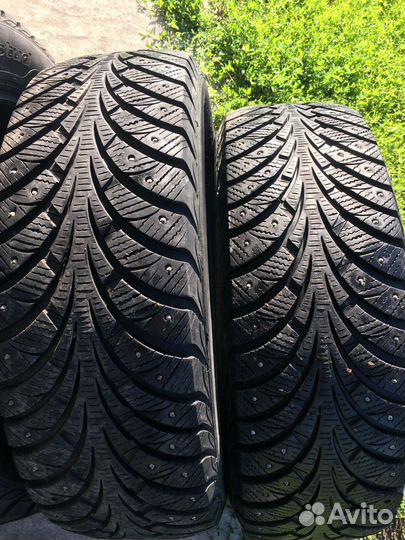 Sava Adapto HP 215/65 R16 98T