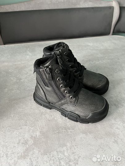 Ботинки на мальчика