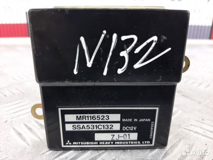 Подушка безопасности Mitsubishi Carisma 1999